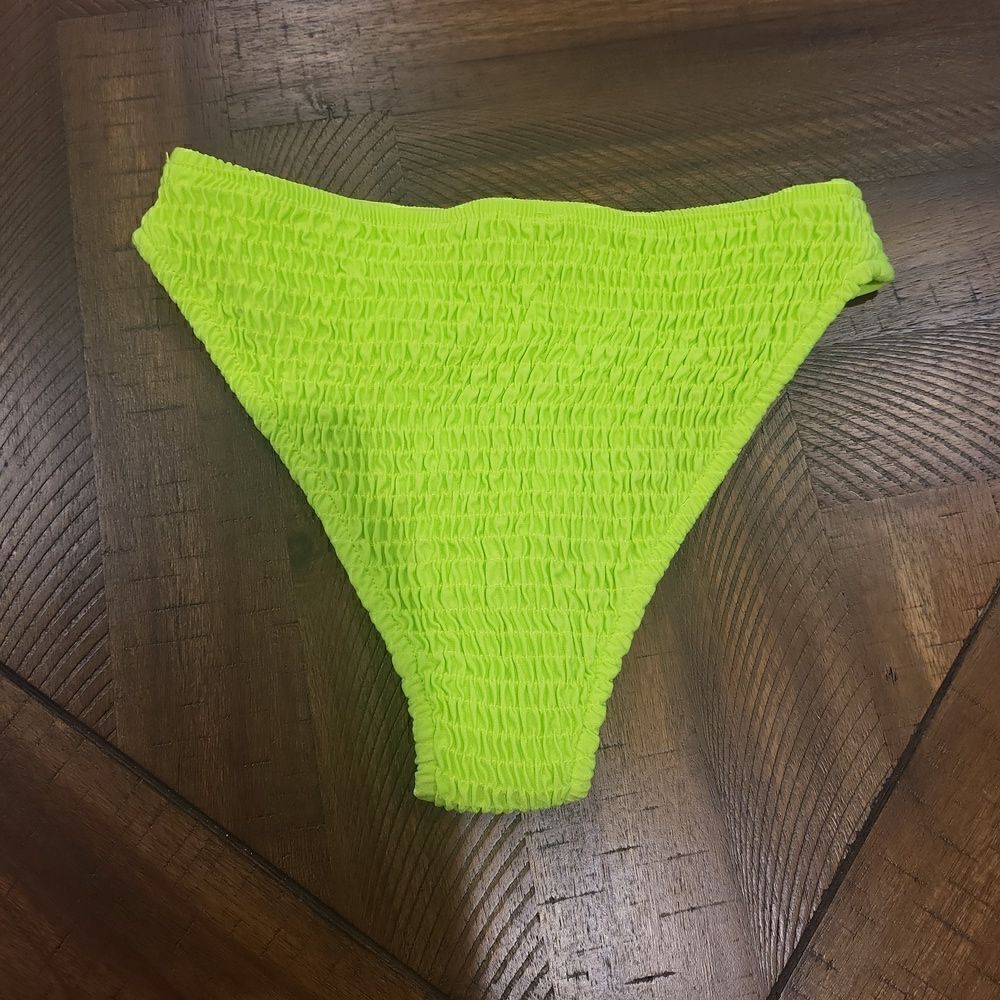 NWT! Lime Green Rouched High Cut Bikini Bottom Small - Picture 2 of 4